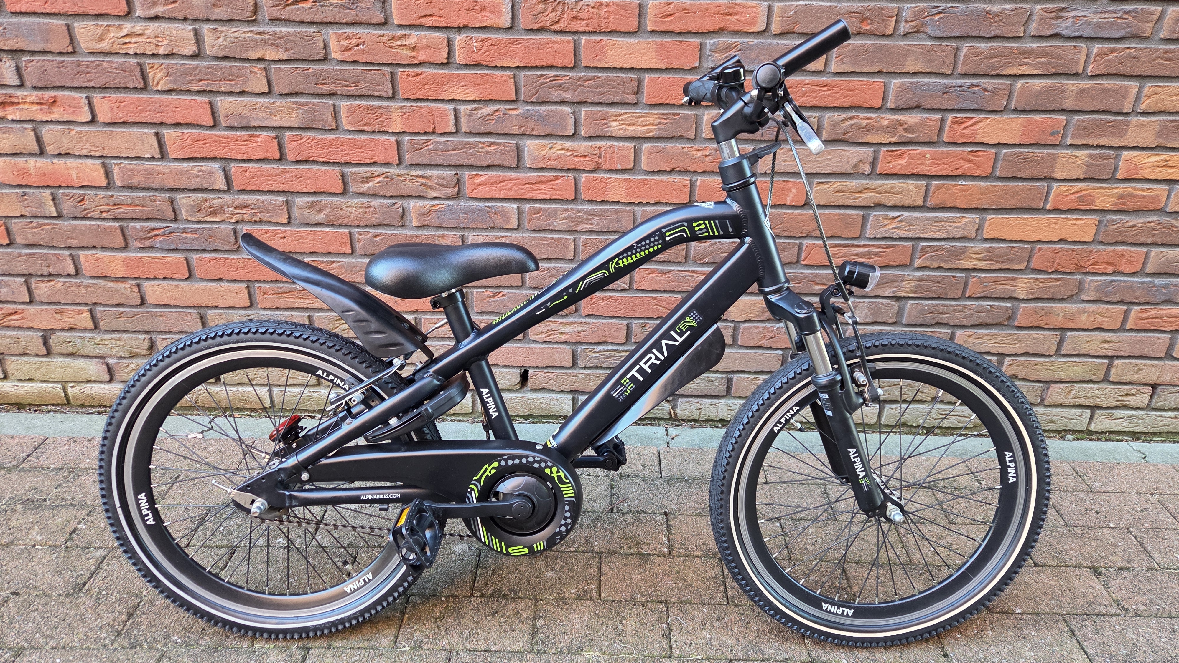 Alpina Trial 20 inch Matzwart
